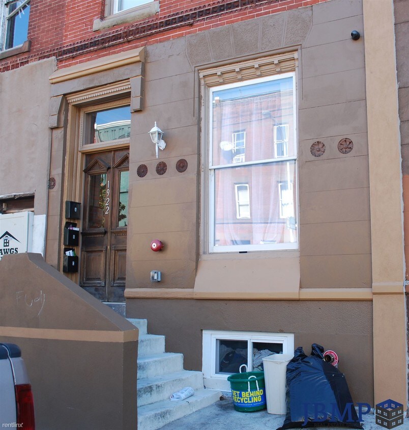 Primary Photo - 4 br, 1 bath Triplex - 1922 DIAMOND ST Unit A