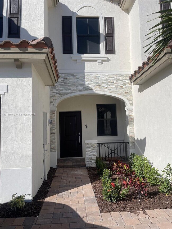 Foto del edificio - 24704 SW 119th Pl