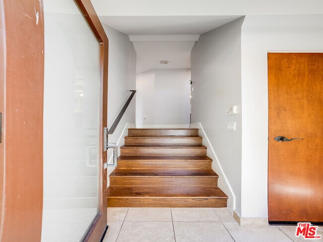 Foto del edificio - 3971 Moore St