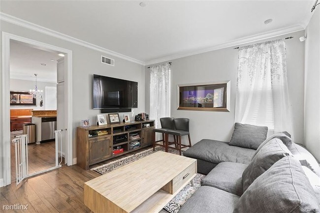 Foto del edificio - 3 br, 2.5 bath House - 48 Livingston Pl