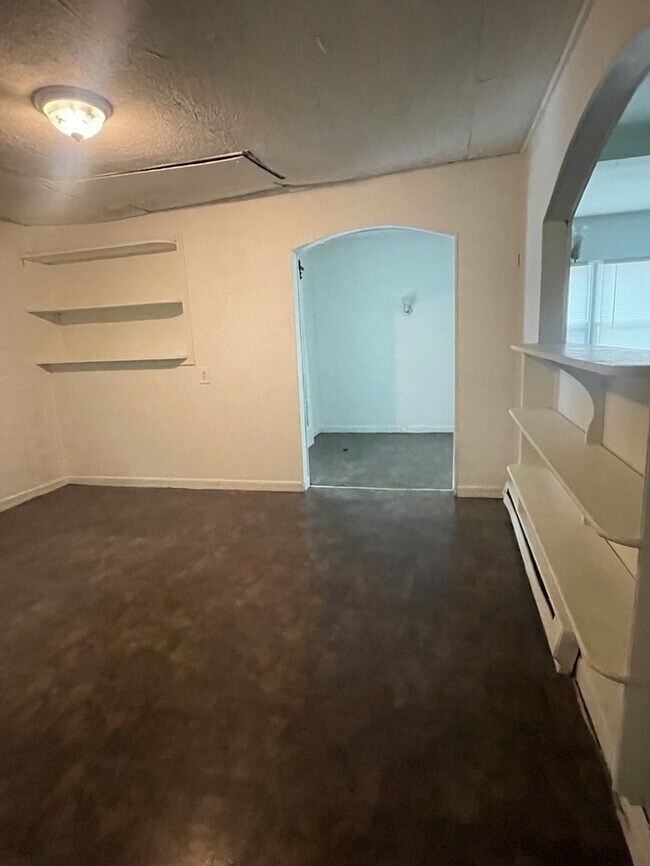 Foto del edificio - 3 Bedroom 1 Bathroom