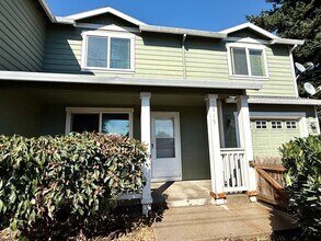 Building Photo - 6836 SE 76th Ave