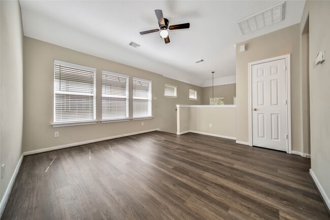 Building Photo - 111 W Burberry Cir