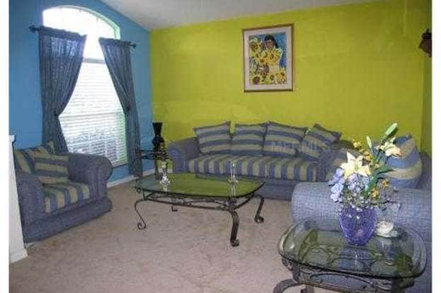 Foto del edificio - 733 Somerstone Dr