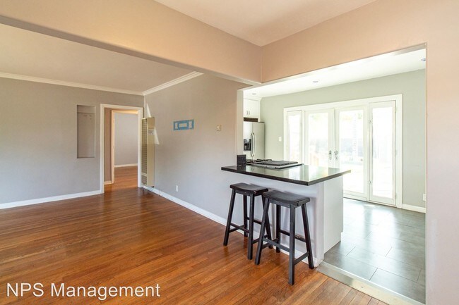 Building Photo - 2 br, 1 bath House - 4170 E. Patero Way