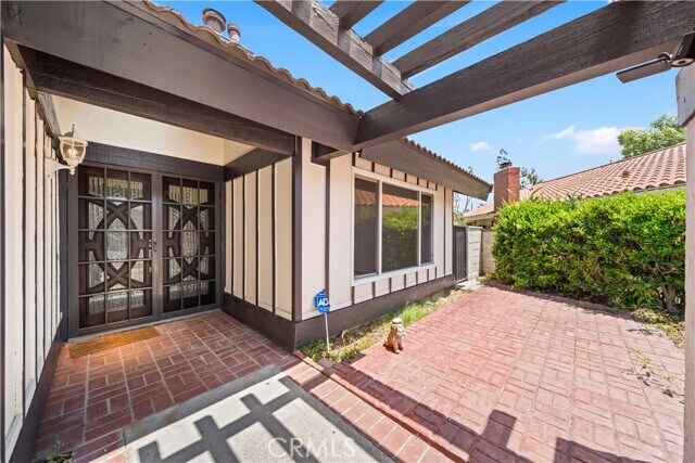 Foto del edificio - 24311 Peacock St