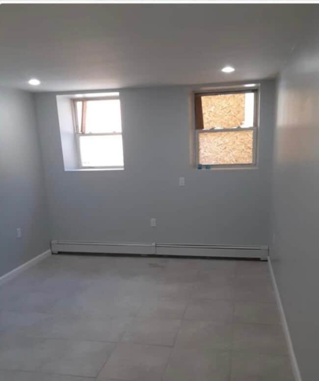 Bedroom - 930 Dumont Ave