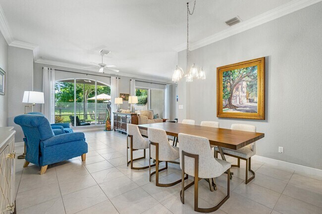 Building Photo - 5743 Via de la Plata Cir
