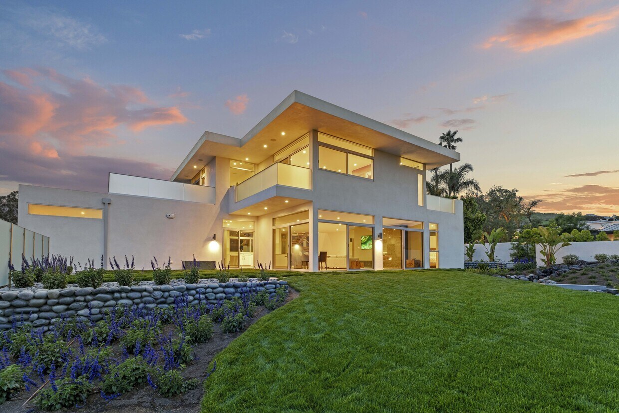 Foto principal - 5738 Busch Dr