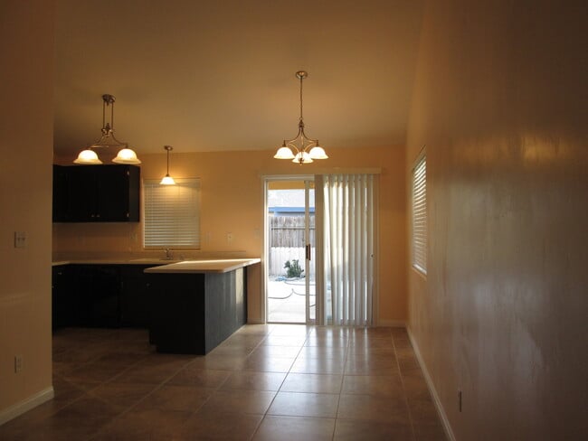 Building Photo - 5509 Cascade Ridge St