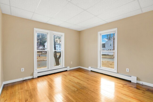 Foto del edificio - 15 Myrtle Ave