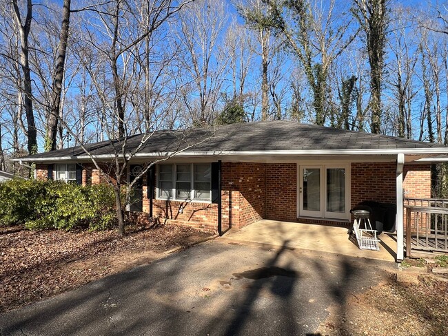 Foto del edificio - Newly renovated 3 bedroom in Watkinsville!