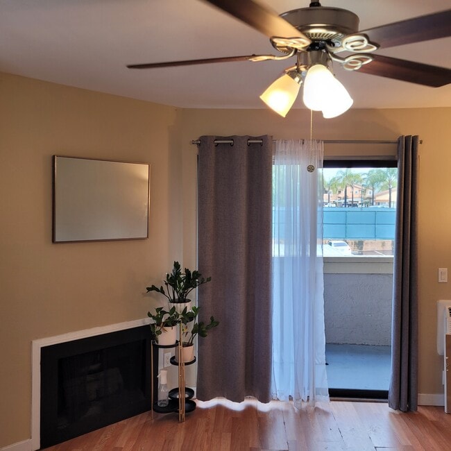 Building Photo - 205 Woodland Pkwy