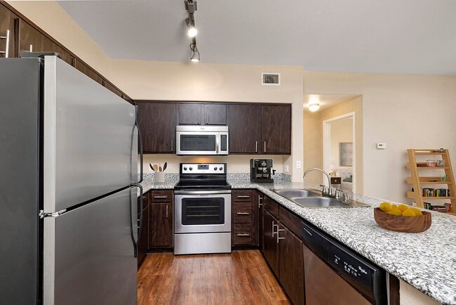 Building Photo - Campana Crown Valley Apartments