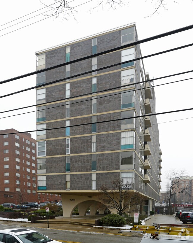 Neville House Rentals Pittsburgh, PA