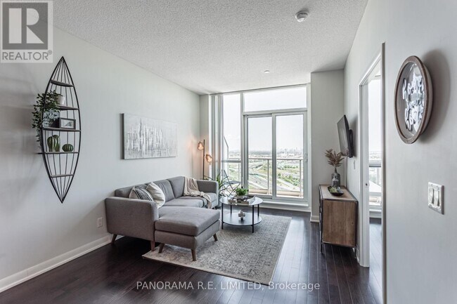 Photo du bâtiment - 205-2205 Sherway Gardens Rd