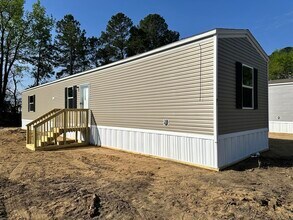 Building Photo - 3525 E Elizabethtown Rd