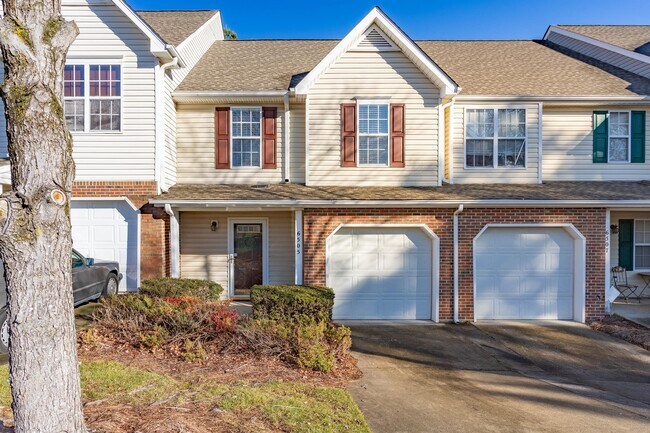 Building Photo - 6505 Bellcross Trl
