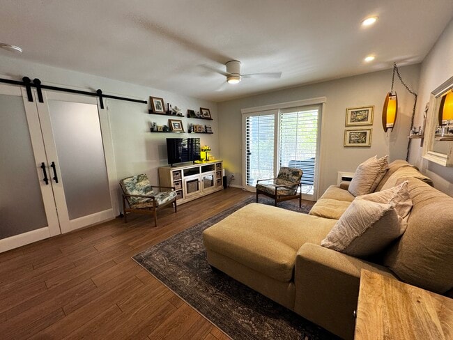 Building Photo - 25611 Quail Run