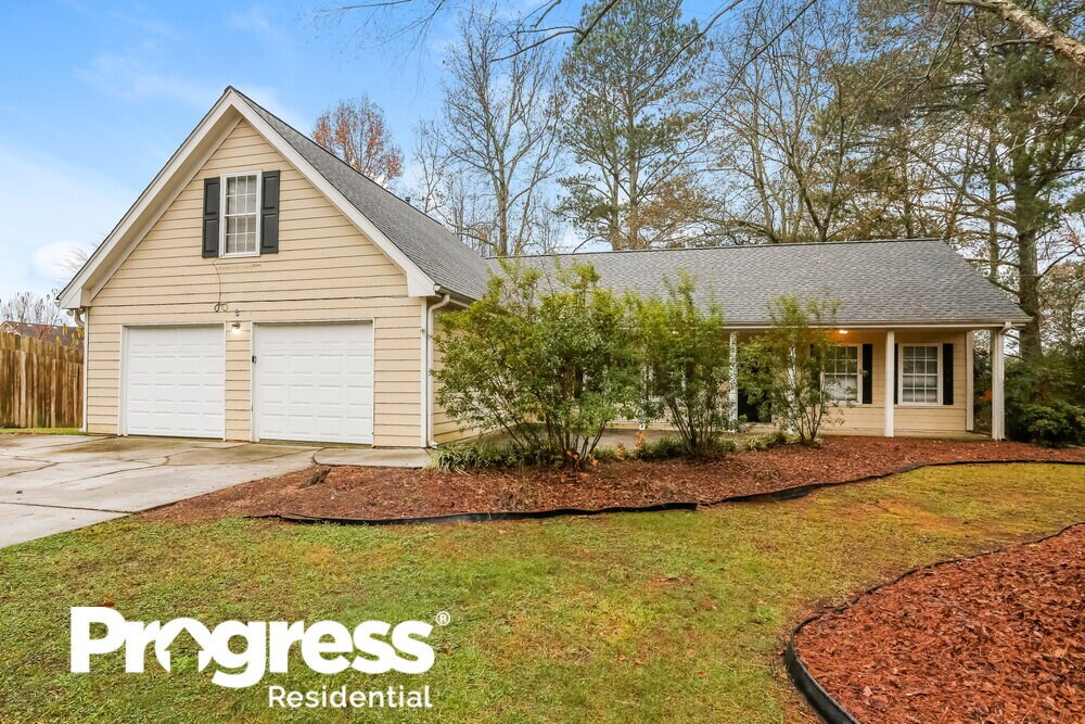 3535 Garden Walk Ln SW, Loganville, GA 30052 House Rental in