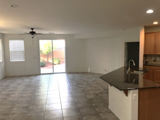 Foto del edificio - 6978 Foggy Mist Ave