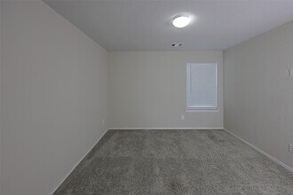 Building Photo - 5542 Redwood Summit Ln