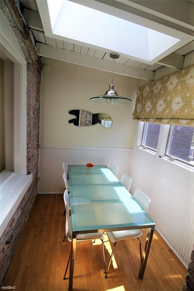 Foto del edificio - 54 Dwight St