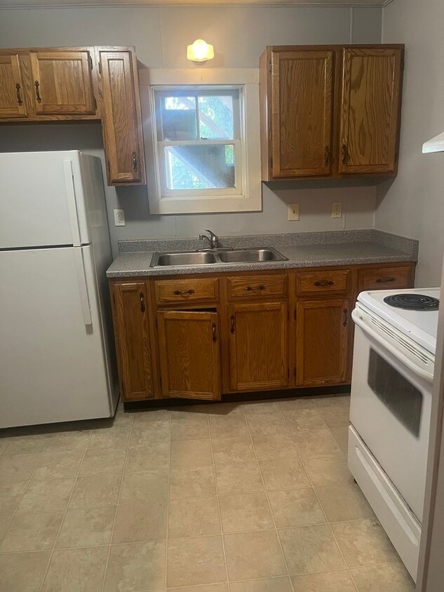 228-230 Shelburne Road - 228-230 Shelburne Road