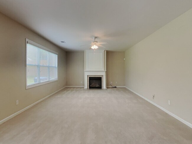 Foto del edificio - Wonderful 7 Bedroom Home located in Loganv...