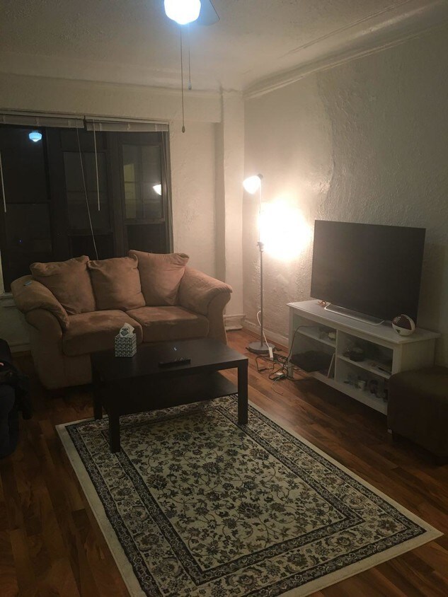 Foto principal - 5528 S Hyde Park Blvd