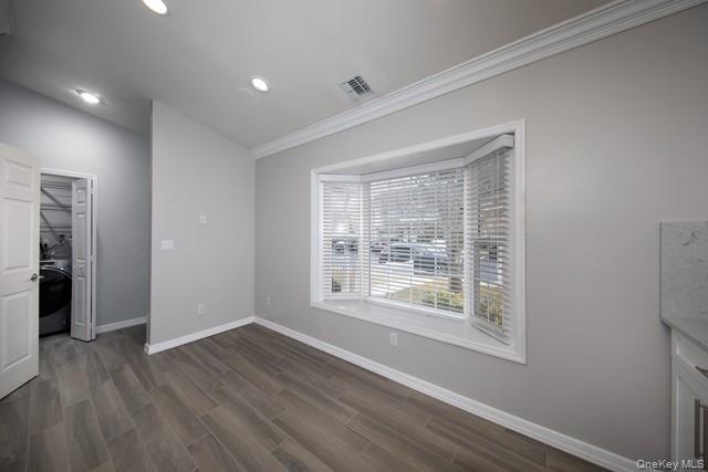 Foto del edificio - 109 Village Green Dr