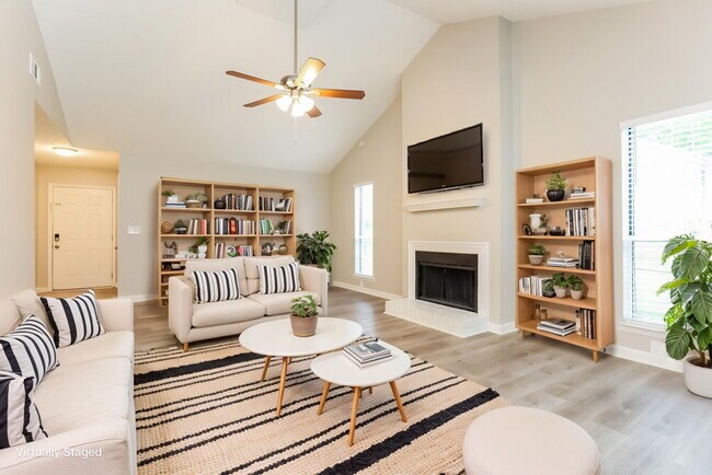 Foto del edificio - 214 Merritt Dr