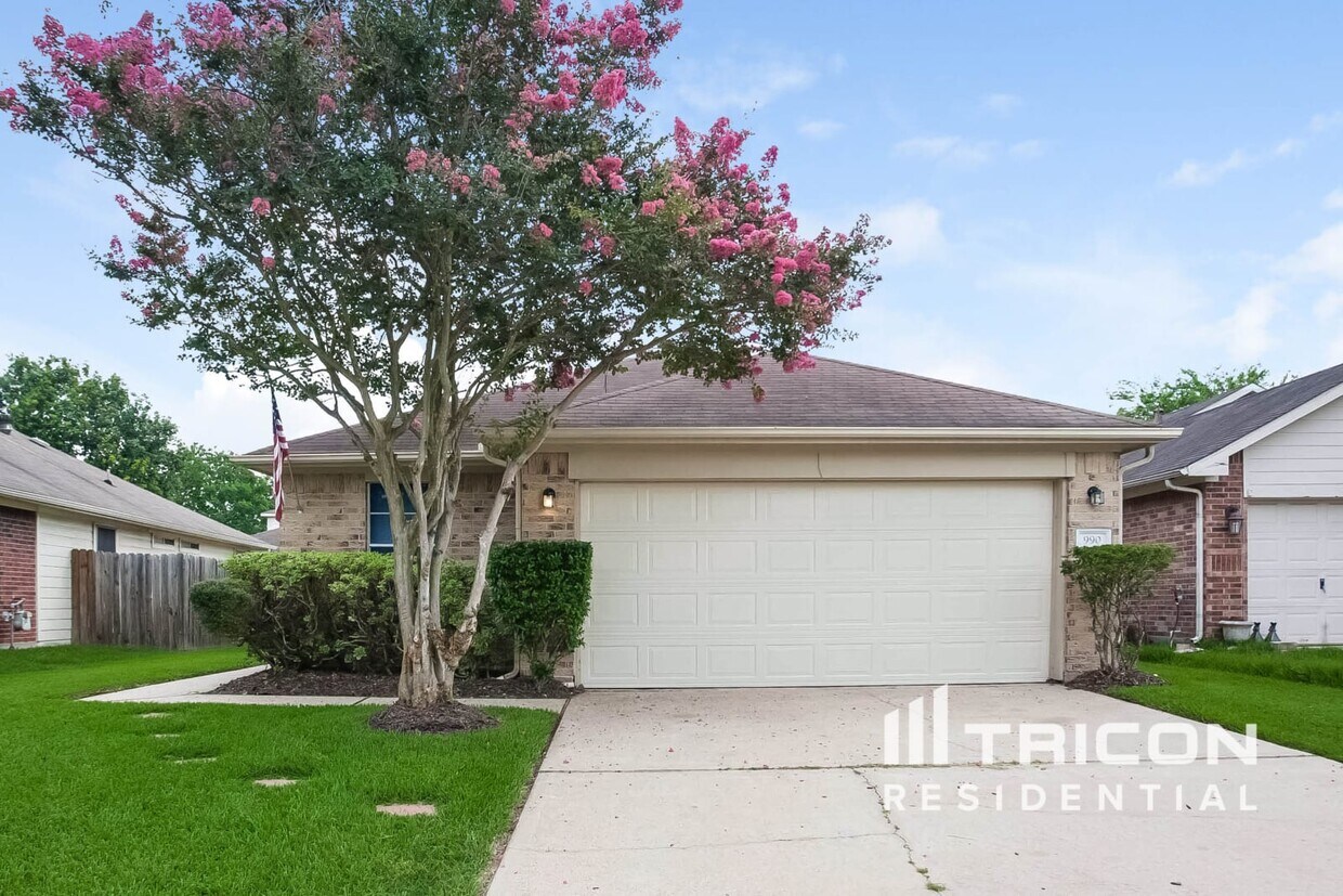 Primary Photo - 990 Shelton Lane Channelview TX