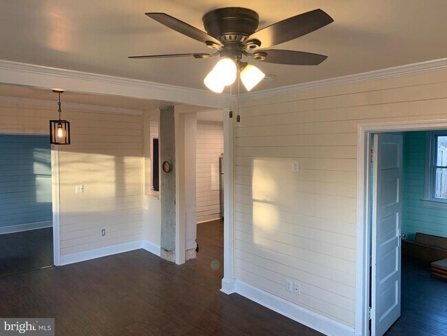 Foto del edificio - 2047 Boardley Rd