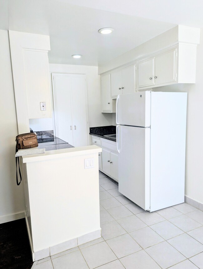 Foto del edificio - 1533 Hi Point St