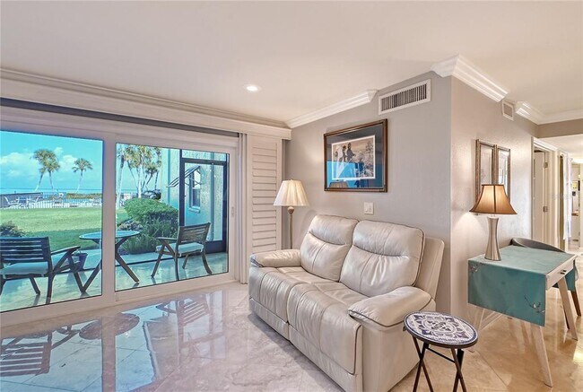 Building Photo - 4660 Ocean Blvd