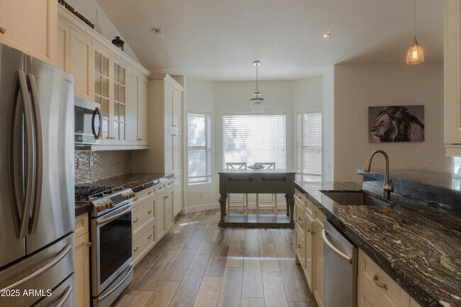 Foto del edificio - 4933 E Crimson Terrace