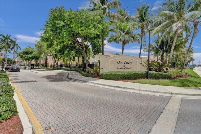 Foto del edificio - 3237 NW 32nd Terrace