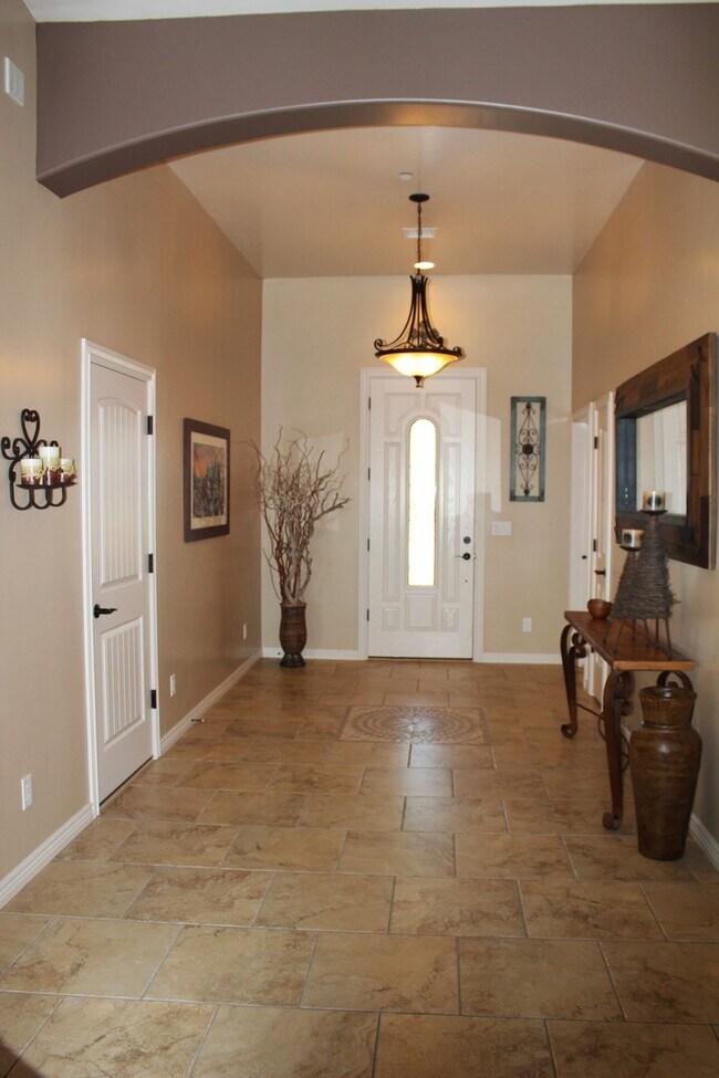 Foto del edificio - Available 2026 Winter Pool Spa Golf Course Home