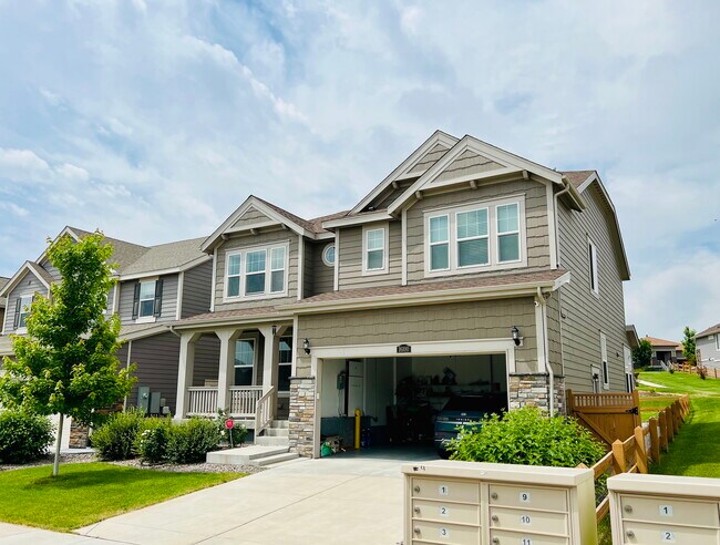 Building Photo - 16100 Azalea Ave