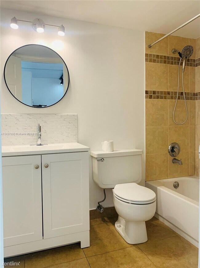 Building Photo - 1 br, 1 bath Condo - Cypress Village