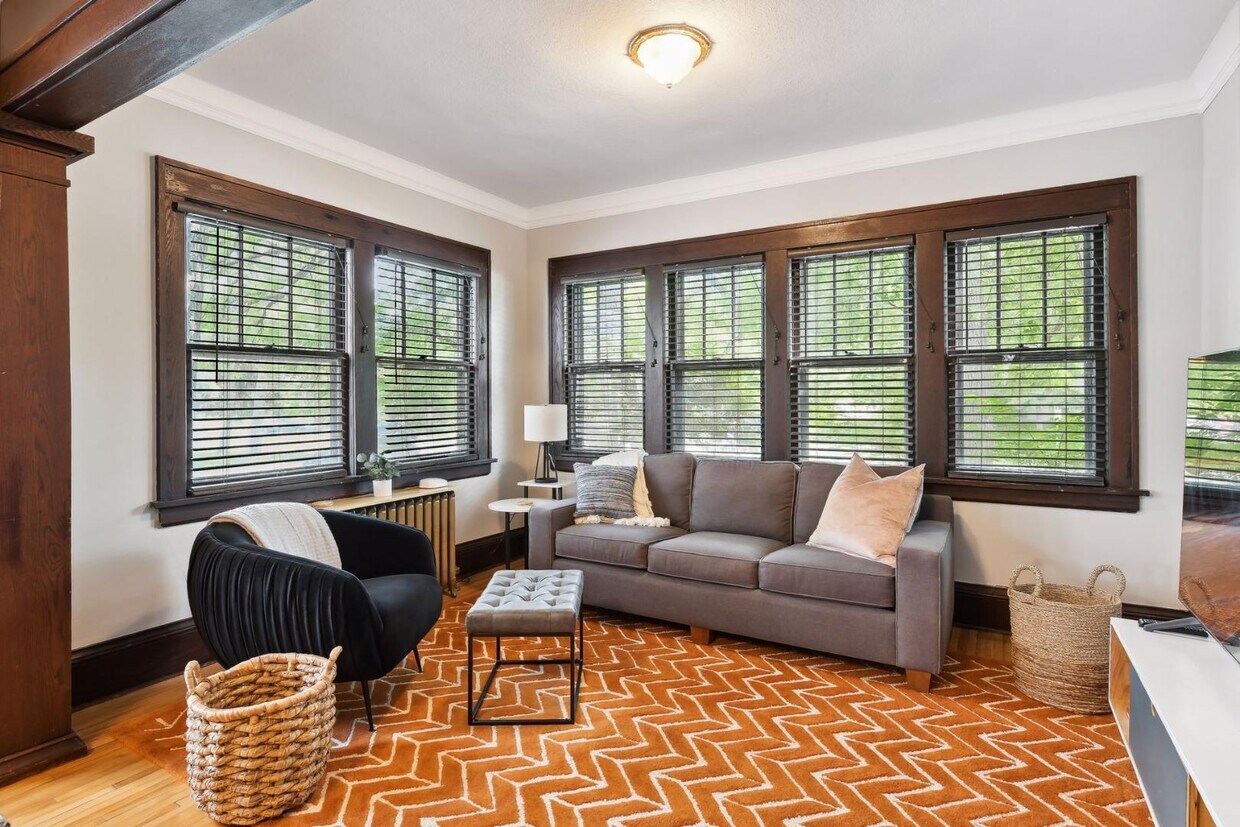 Foto principal - 3006 W 44th St