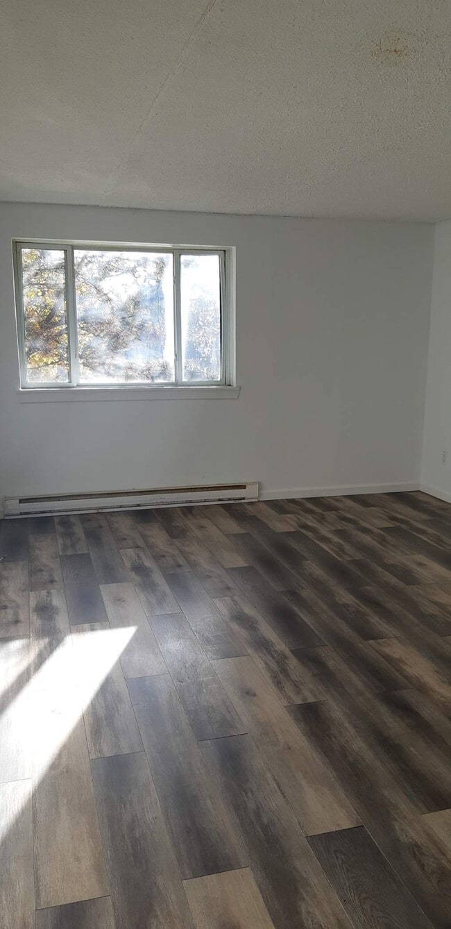 Photo du bâtiment - 5 Spring St