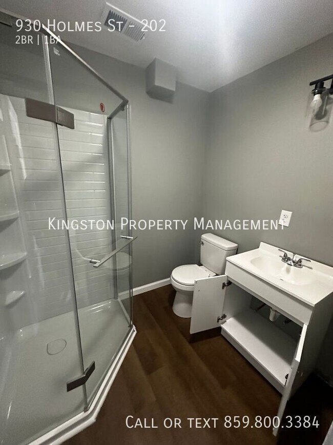 Foto del edificio - Newly Renovated 2 Bedroom Now Available! 1...