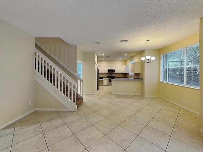 Building Photo - 5730 NW 62nd Manor