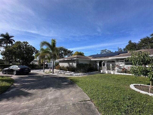 Photo - 2401 26th Ave S House