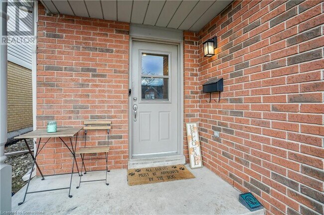 Building Photo - 2920 Headon Forest Dr
