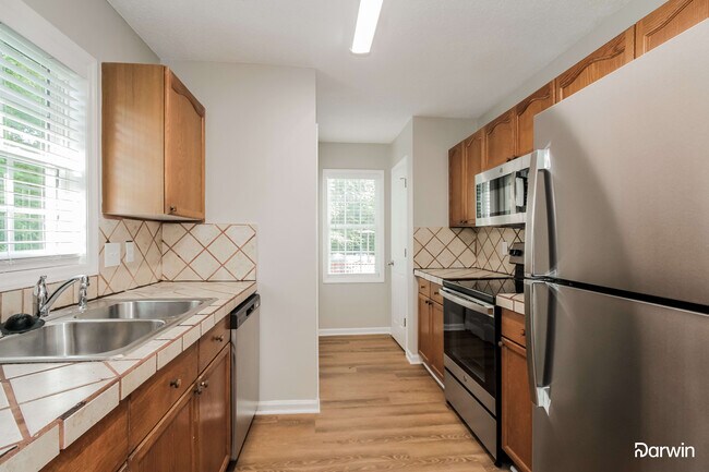 Foto del edificio - 7543 Starvalley Dr