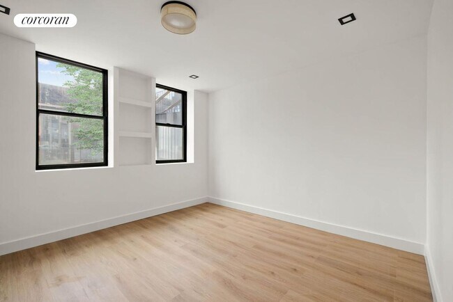 Foto del edificio - 232 27th St