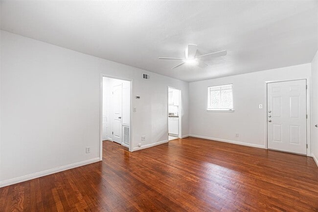 Building Photo - 210 Emerson St